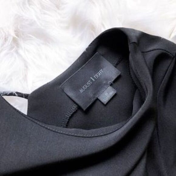 August 1 Eight • Cut Out Back Tunic - Picture 6 of 9